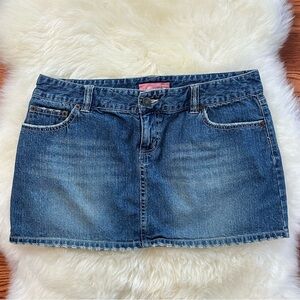 Aeropostale Y2K Hip hugger Zip 5 pocket Jean Mini Skirt w/ pink details Sz 9/10